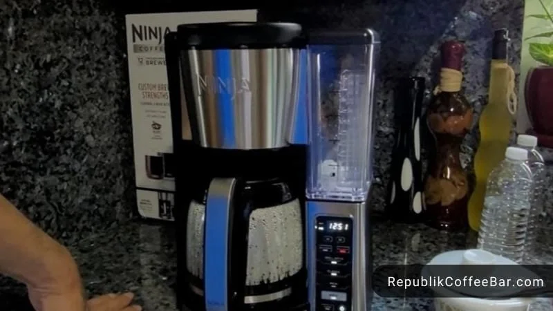 Ninja Coffee Maker CE251 Design