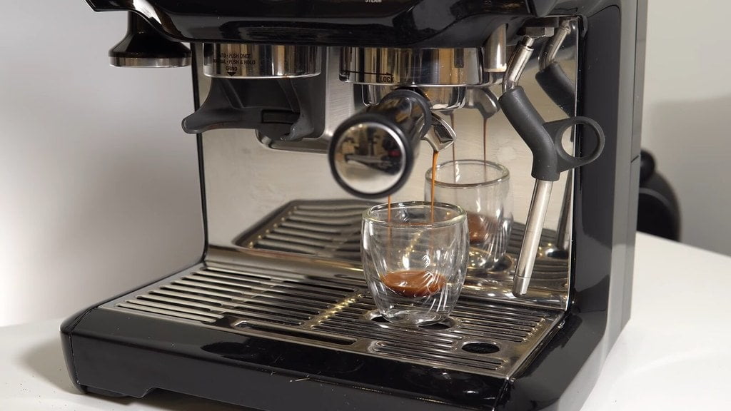 Similarities between Barista Express Vs Oracle