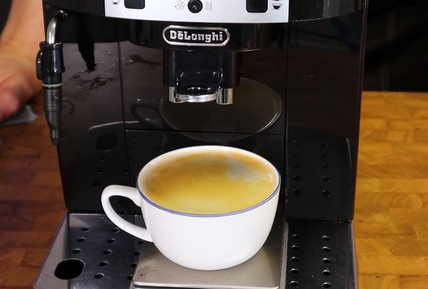 Comparing Delonghi Magnifica S vs Delonghi La Specialista