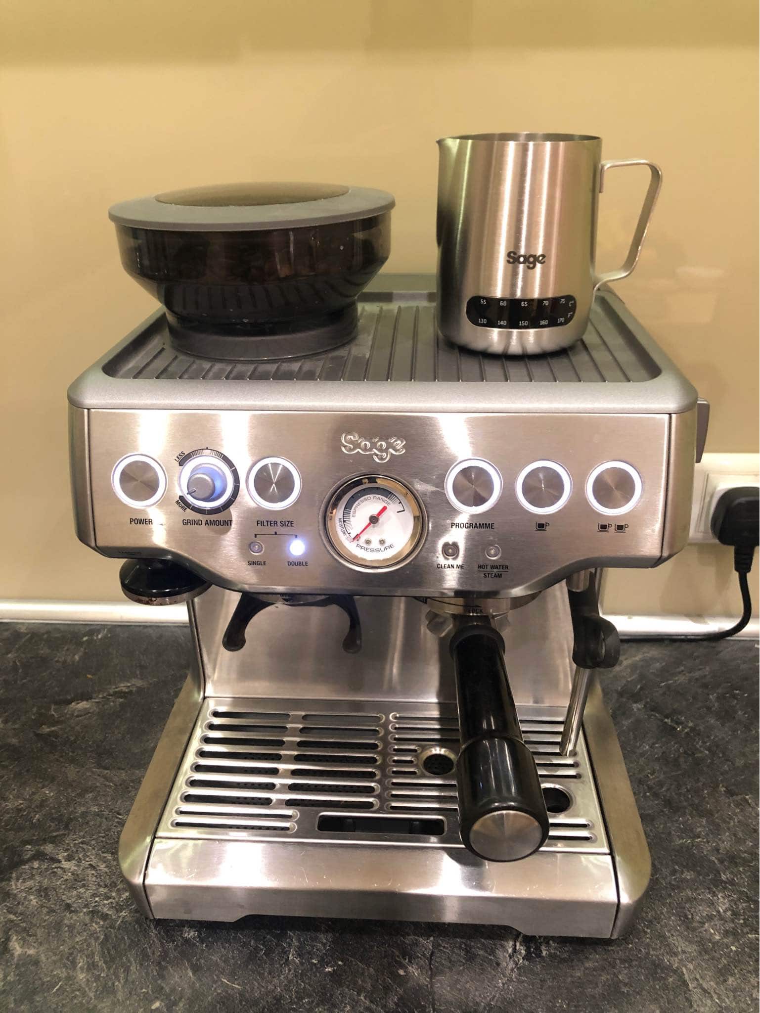 The Barista Express creates a rich, high-quality espresso by using 2 types of filters