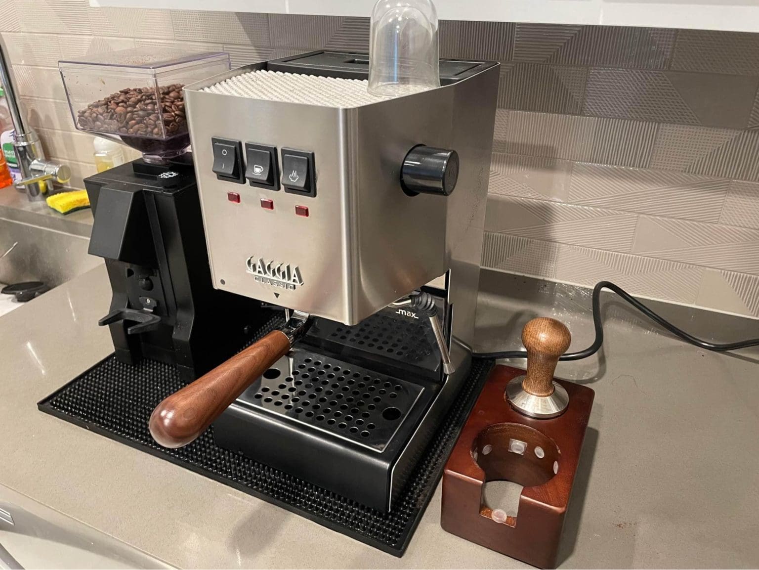 Breville Duo Temp Pro vs Gaggia Classic Pro 5 Differences To Find Out