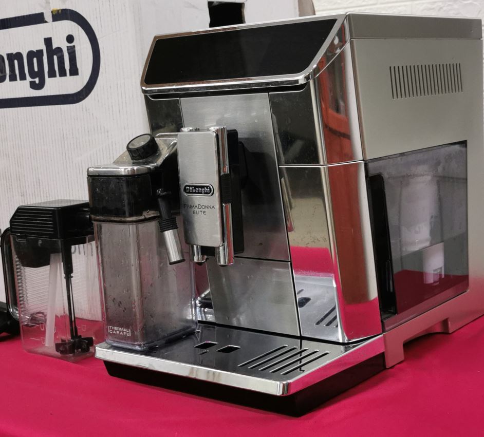 Delonghi Primadonna Elite is more suitable for frothing dairy milk