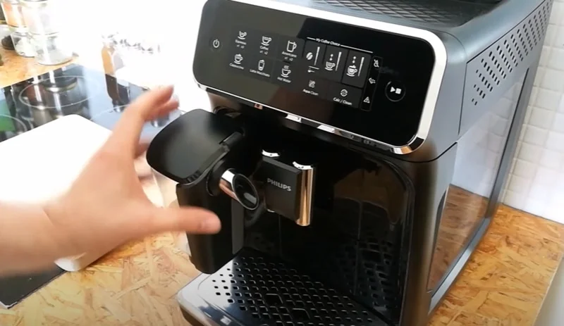 Philips 5400 boasts of 14 programmable drinks