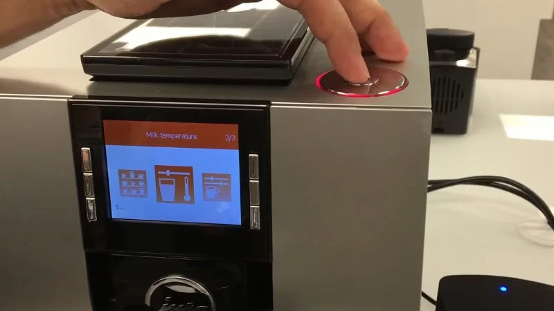Adjusting milk temperature on the Jura Z6