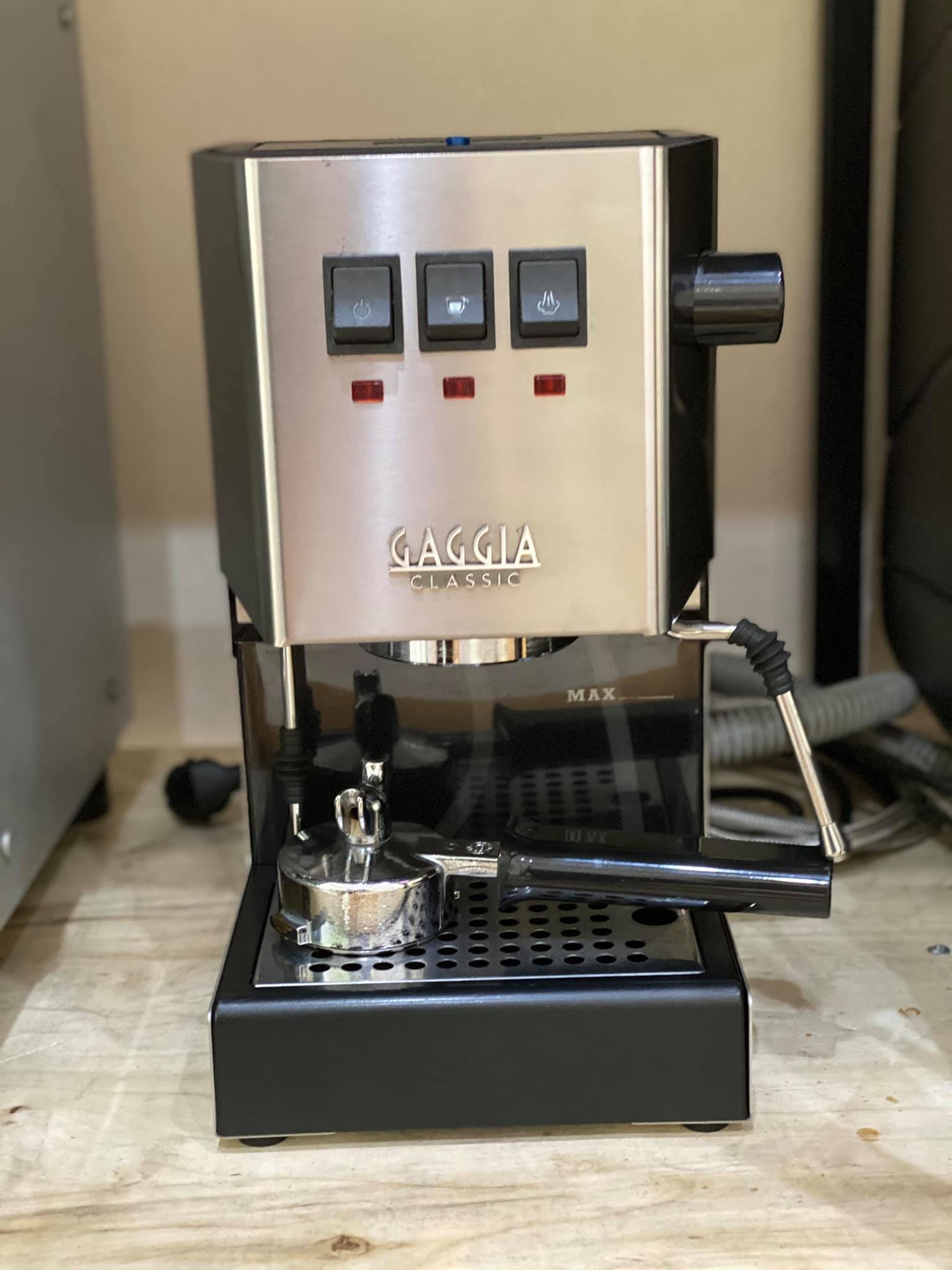 Gaggia Classic Pro has a frontal water tank