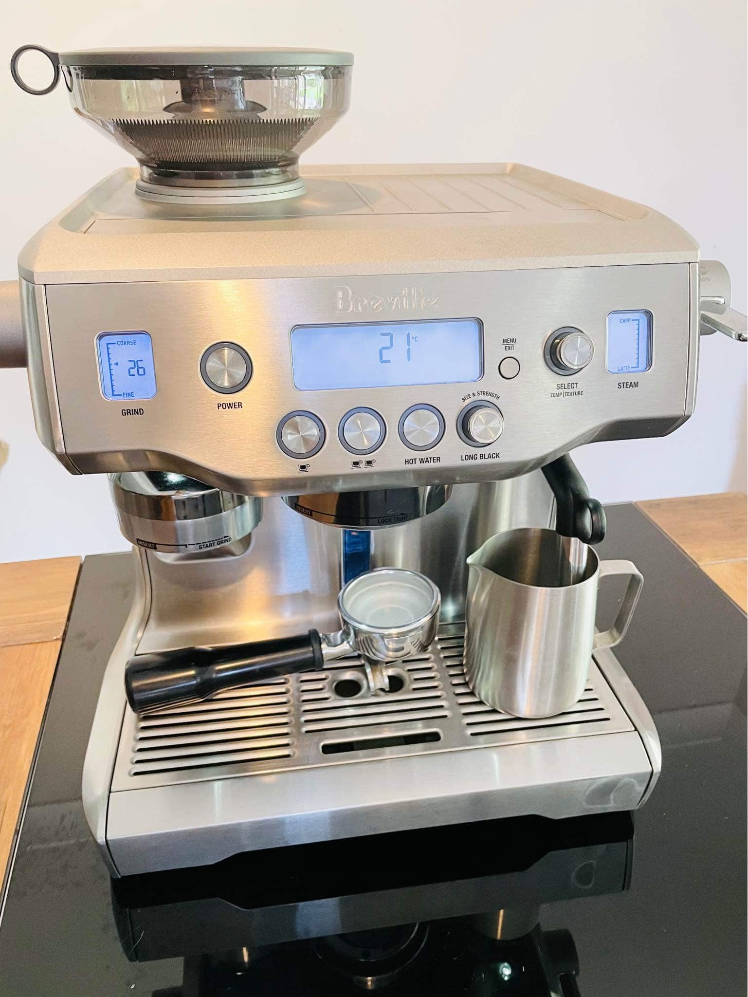 Breville Oracle's PID temperature control offers precise temperature