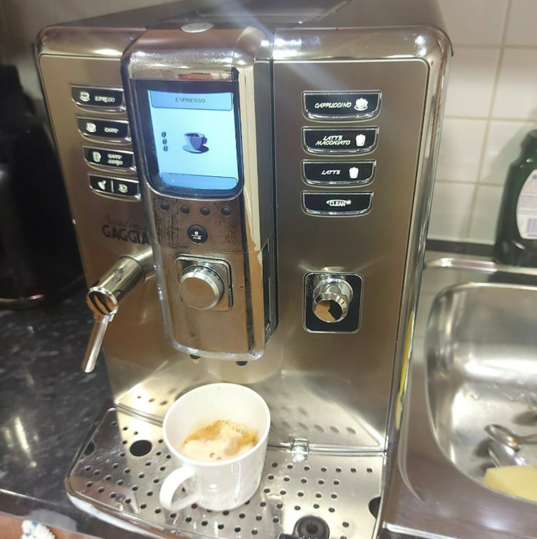 Gaggia Accademia has a quick and stable grinder