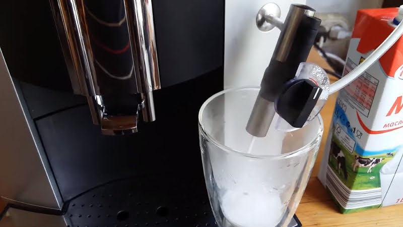 Jura C65's milk system